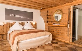 Boutique Hotel The River House